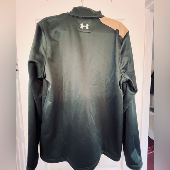 Men’s Large Under Armour, loose fit, 3/4 zip , Cold Gear, pullover - Picture 3 of 5